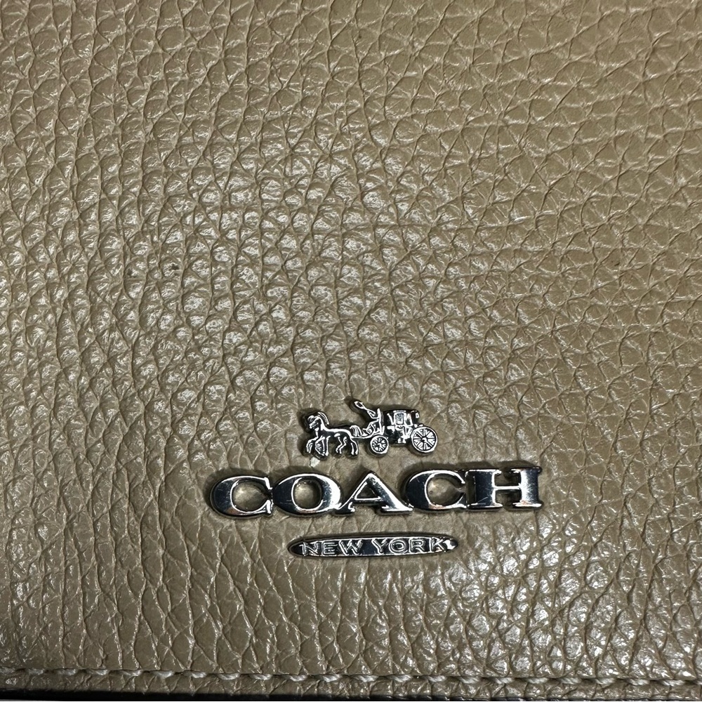 Coach Slim Trifold Wallet Sandy Beige Chalk Colorblock Pebble Leather - Picture 2 of 8